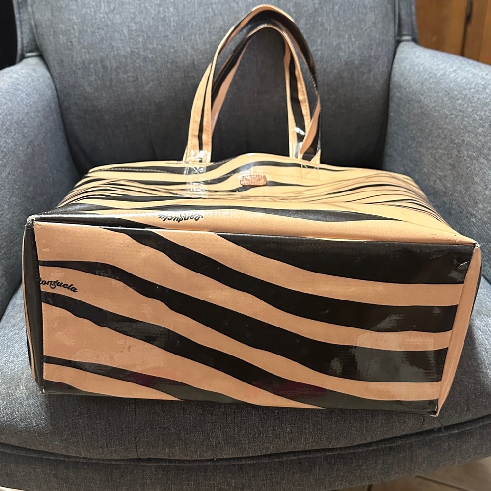 Consuela Big Kitty Basic Tote Bag - Picture 10 of 14